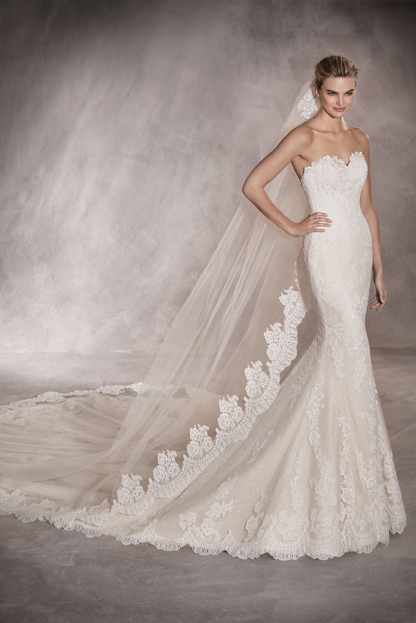 Pronovias - Style Princia